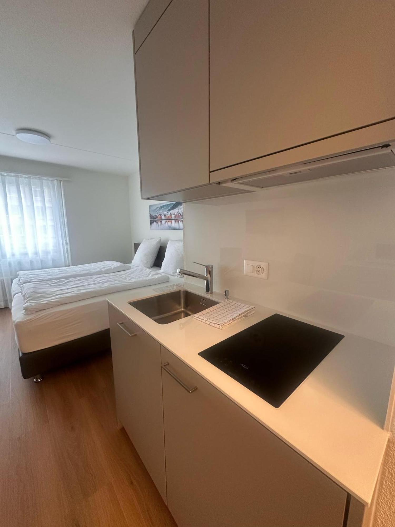 Swiss Star Zurich Airport - Self Check-In Apartment Kloten Exterior foto